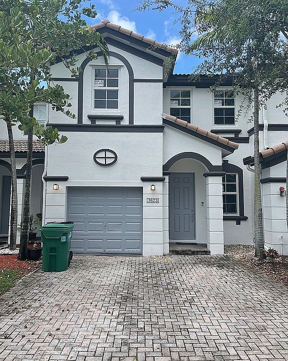 1st image of 7623 NW 115th Ct