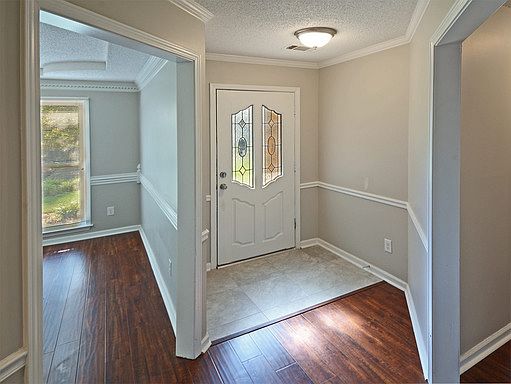 2nd image of 4549 Pinegate Dr