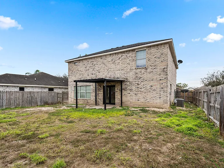 4416 Thunderbird Ave — Photo 17
