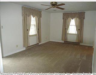 4th image of 6125 Amherst Ave