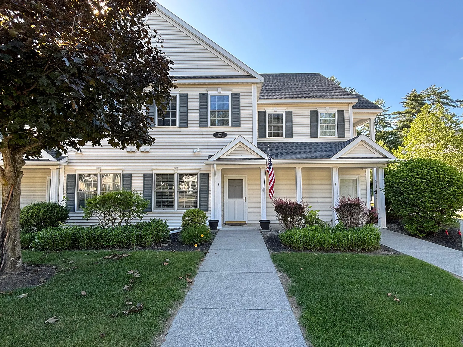2 bed, $2,500 — Photo 1