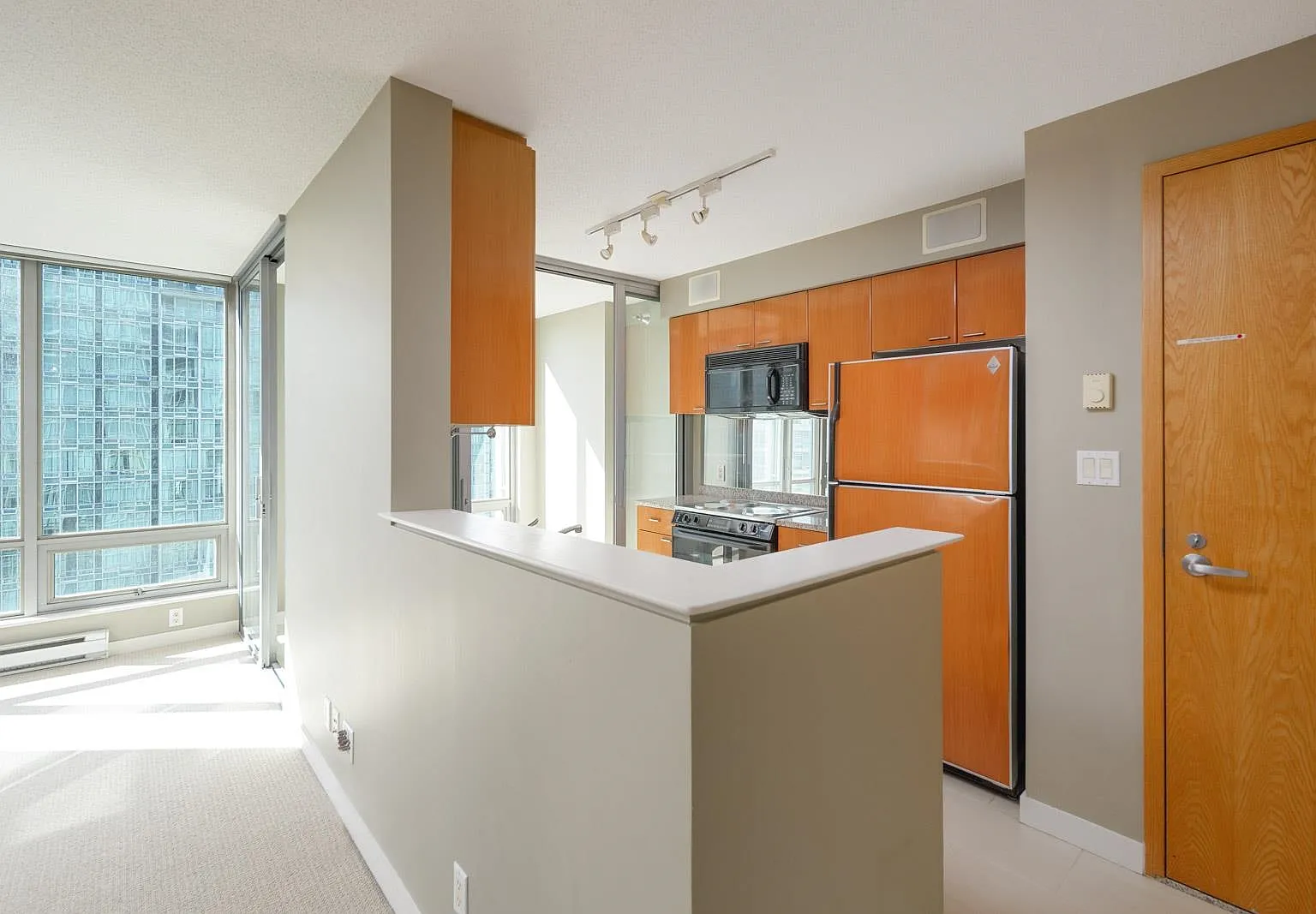 1 bed, 601 sqft, $2,450 — Photo 4