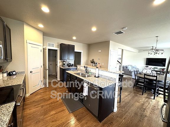 5th image of 8456 Hardwood Cir