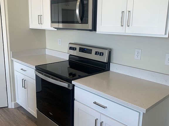 5th image of 4054 E Harmony Ct