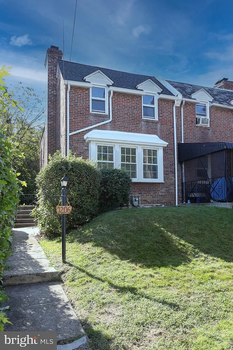 1206 Angora Dr photo 1