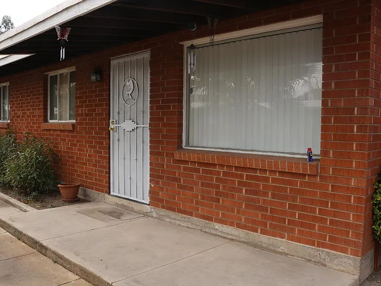 4318 E Pima St — Photo 20
