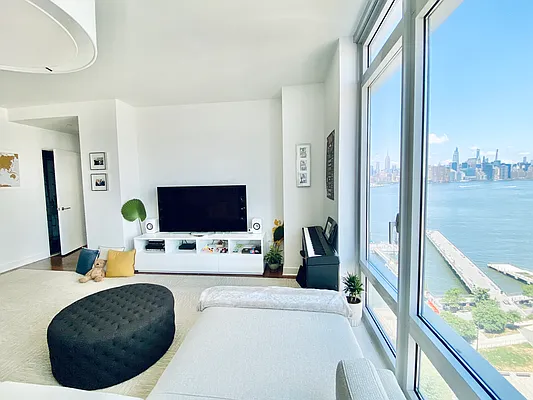 Rented by Compass | media 20