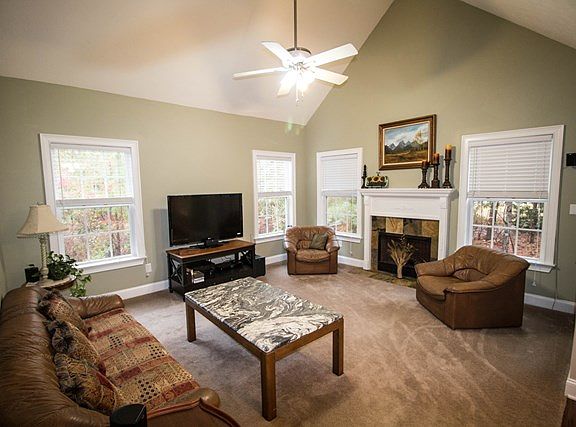 3rd image of 108 Glade Springs Ct