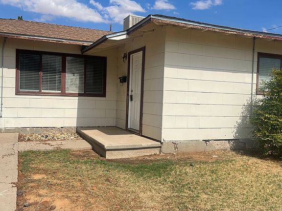 4th image of 1200 N Llano Dr