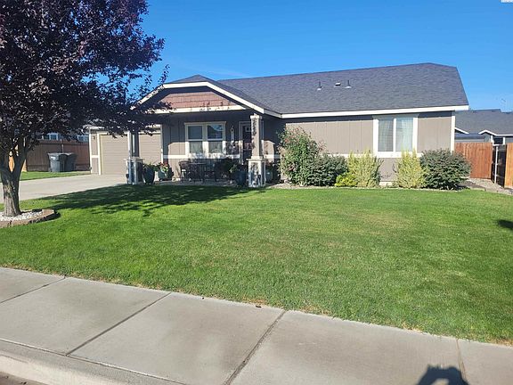 2nd image of 5812 Robert Wayne Dr