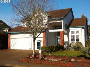 28621 SW Crestwood Dr, Wilsonville, OR 97070