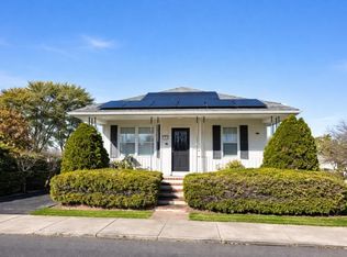 620 Hicks St, Fall River, MA 02724