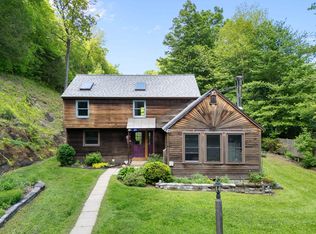 25-27 Gingko Lane, Brattleboro, VT 05301