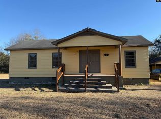 522 James St, Bishopville, SC 29010