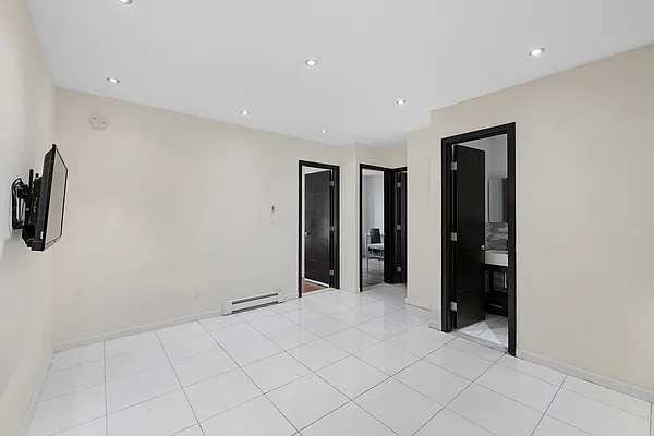 Rented by REAL New York | media 6