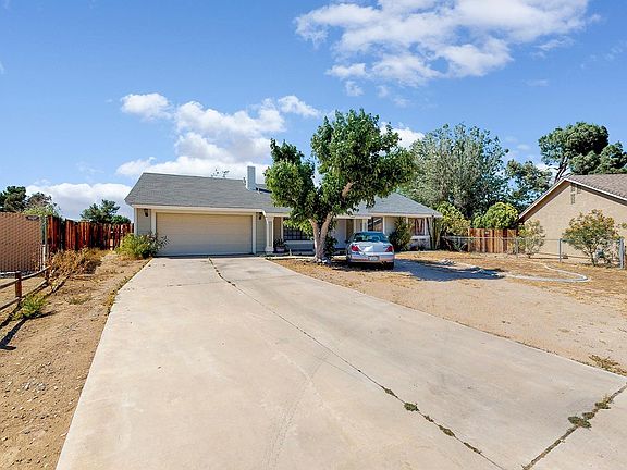 2nd image of 12844 Mountain Shadows Ct