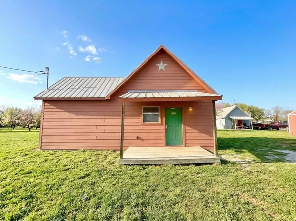 573 Texas 97, 573 State Highway 97 E #104, Floresville, TX 78114