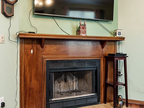 5th image of 8202 Eddington Dr