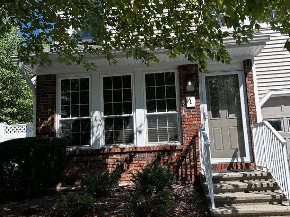 1 Pheasant Brook Ct