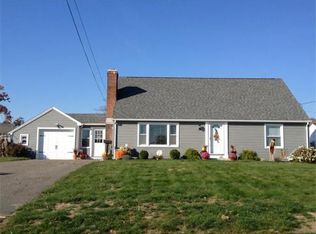 218 Winton St, Springfield, MA 01118