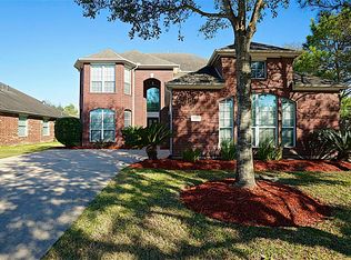 17002 Willow Ranch Dr, Houston, TX 77095