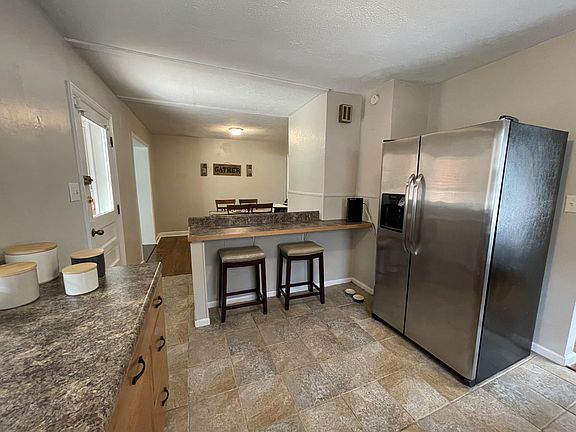 3rd image of 3163 Birch Dr