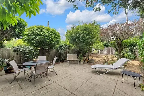 2 bed, 1000 sqft, $7,900 — Photo 3