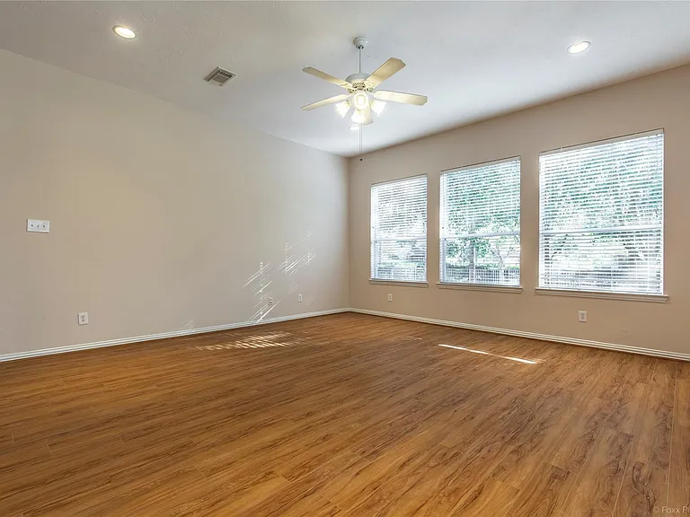 18323 S Elizabeth Shore Loop — Photo 7