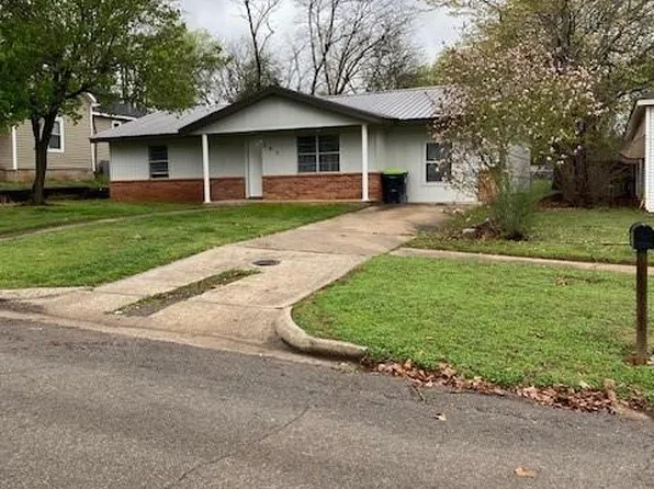 205 W Jefferson St, Purcell, OK 73080