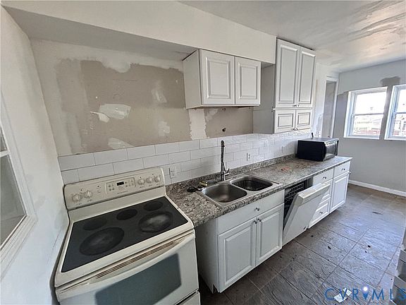 2nd image of 3706 Carolina Ave