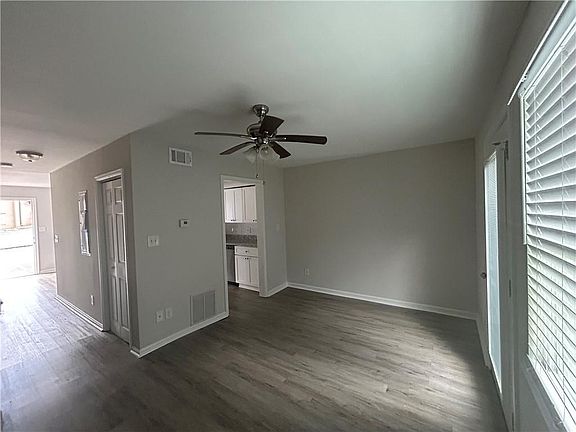 5th image of 2604 Campbellton Rd SW #2D