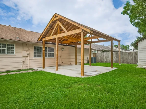 3714 Parkridge Glen Dr, Houston, TX 77082