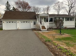 66 Kingswood Ln, Wolcott, CT 06716