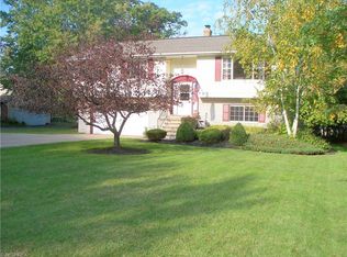 6023 Hopkins Rd, Mentor, OH 44060