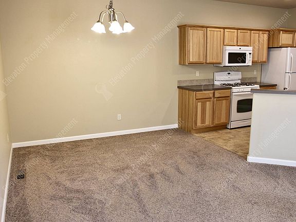 5th image of 2333 NE Mary Rose Pl APT 2