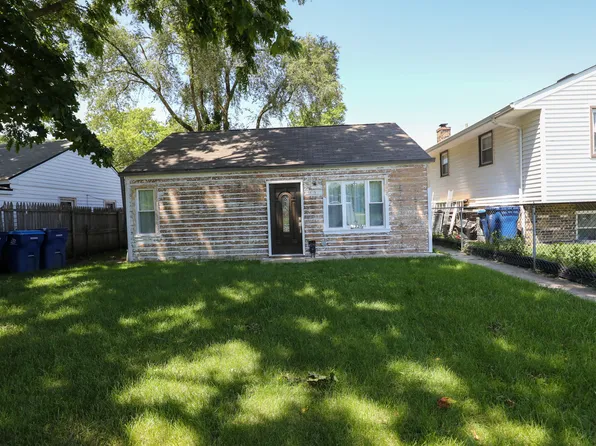 1226 20th St, North Chicago, IL 60064