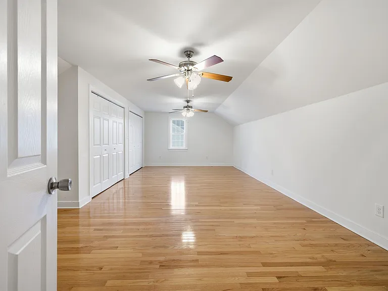 6613 Saint Laurence Dr — Photo 26