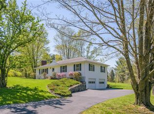 1 Regal Dr, Danbury, CT 06811