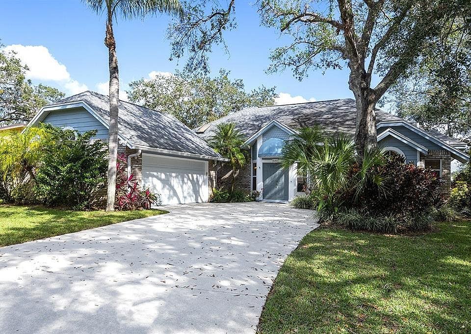 1st image of 8305 Cypress Lake Dr