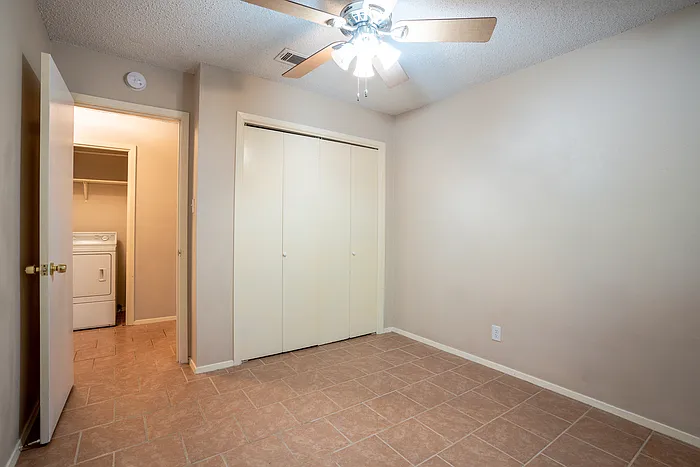 9104 Quail Creek Dr #B — Photo 18
