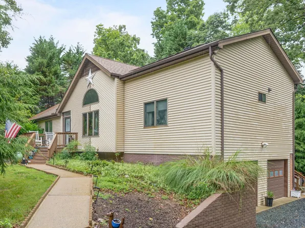 49 Amethyst Rd, Palmyra, VA 22963