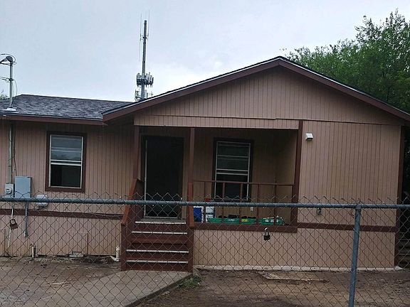 2nd image of 815 S Malinche Ave