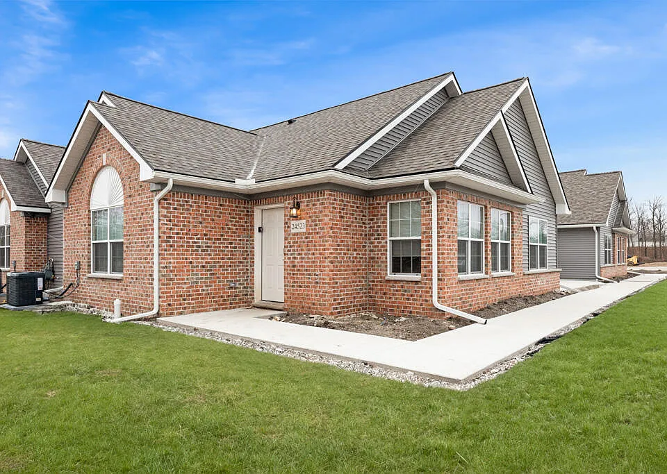 11070 Brookwood Cir