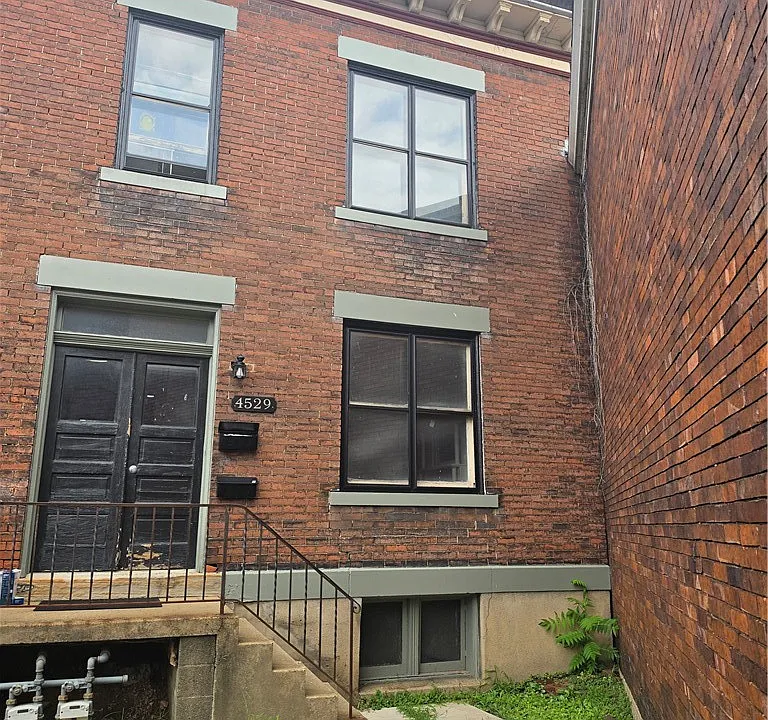 4529 Friendship Ave #1