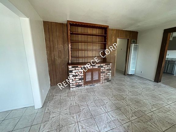 4th image of 25522 Anderson Ave