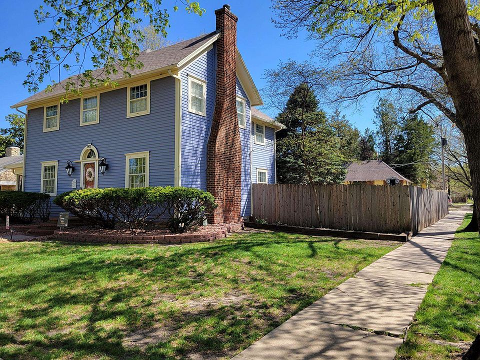 803 E 10th Ave, Winfield, KS 67156 Zillow