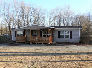 518 S Gibson St, Oakland City, IN 47660