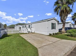 2117 Tulum Calle, Dickinson, TX 77539