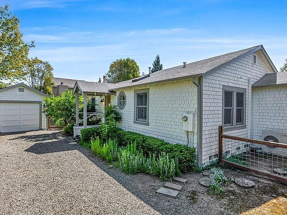 3rd image of 6870 - A Jefferson Street