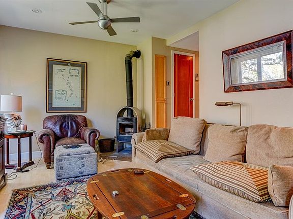 4th image of 604 - 606 Easterby Street